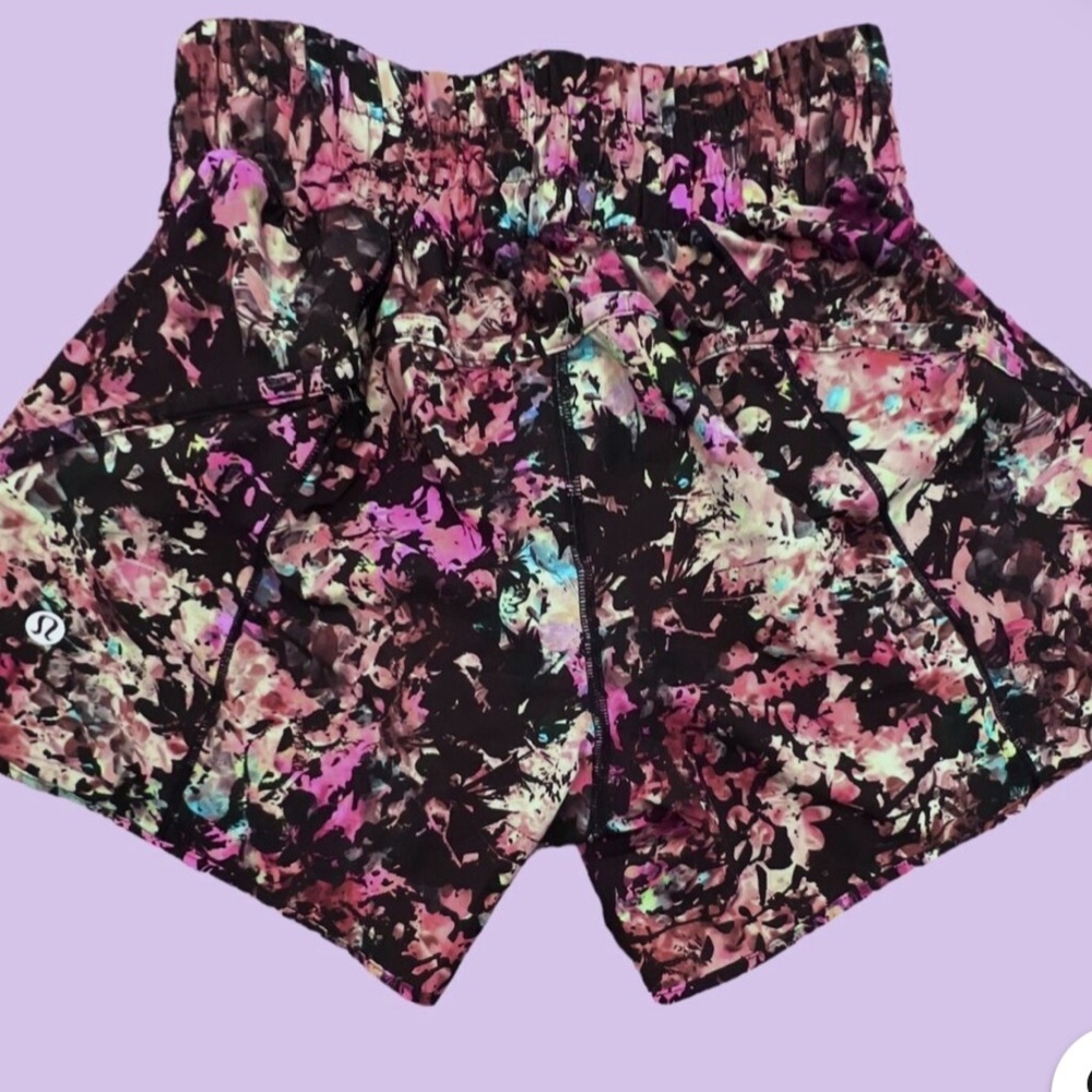 Lululemon Track That shorts size 6